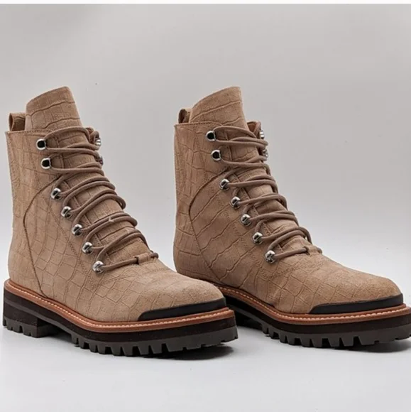 Marc Fisher Women Lizzie 2 Croc Print Lace-up Platform Cream Combat Boots Sz 8M - Picture 1 of 6
